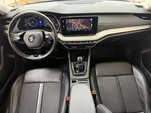 Skoda Octavia view 7