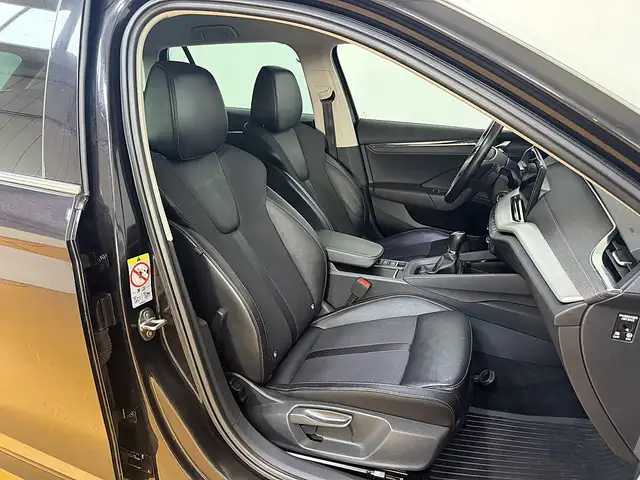 Skoda Octavia view 9