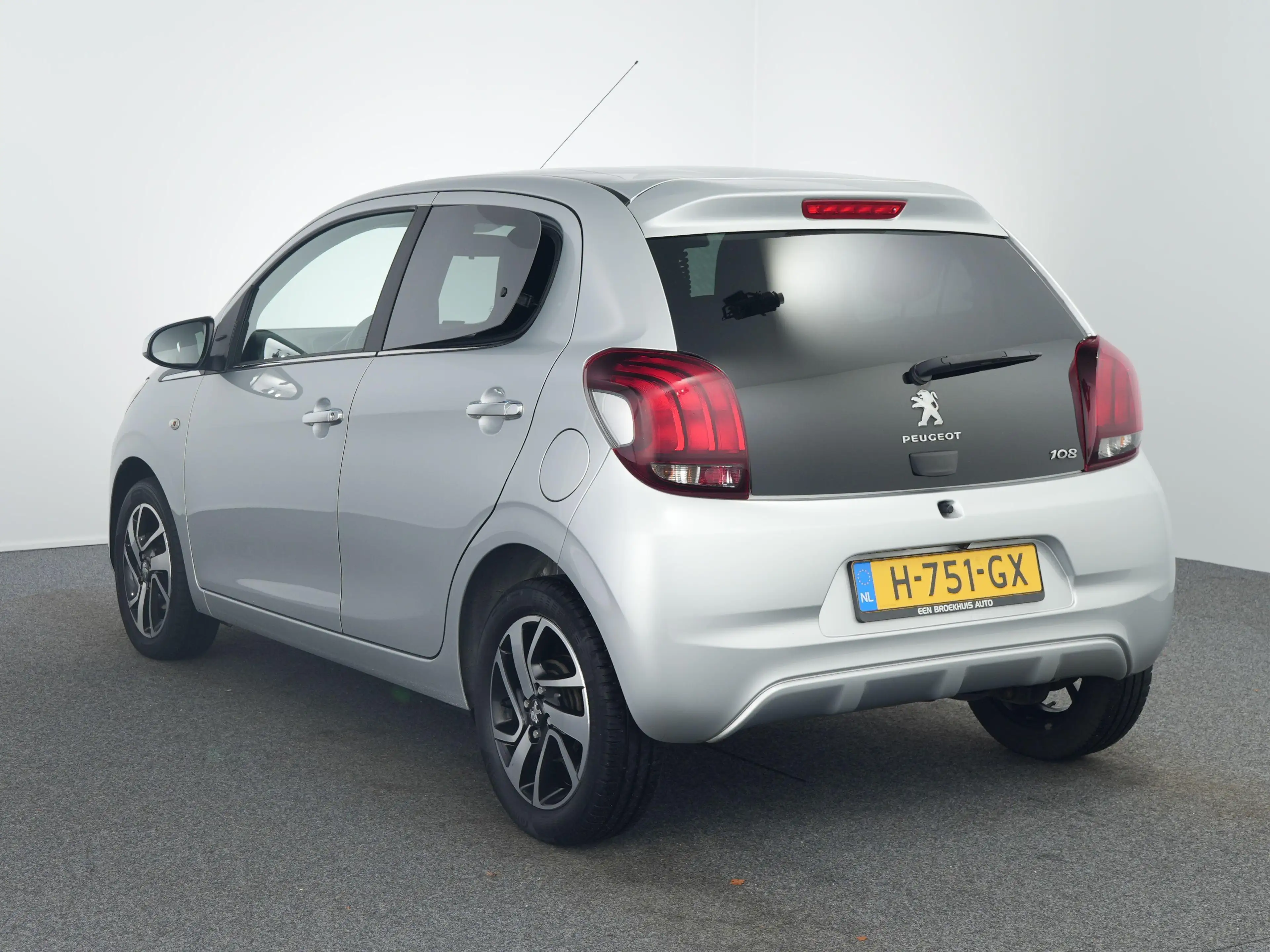 Peugeot 108 1.0 e-VTi Allure | Airco | Anti Blokkeer Systeem | — photo 10