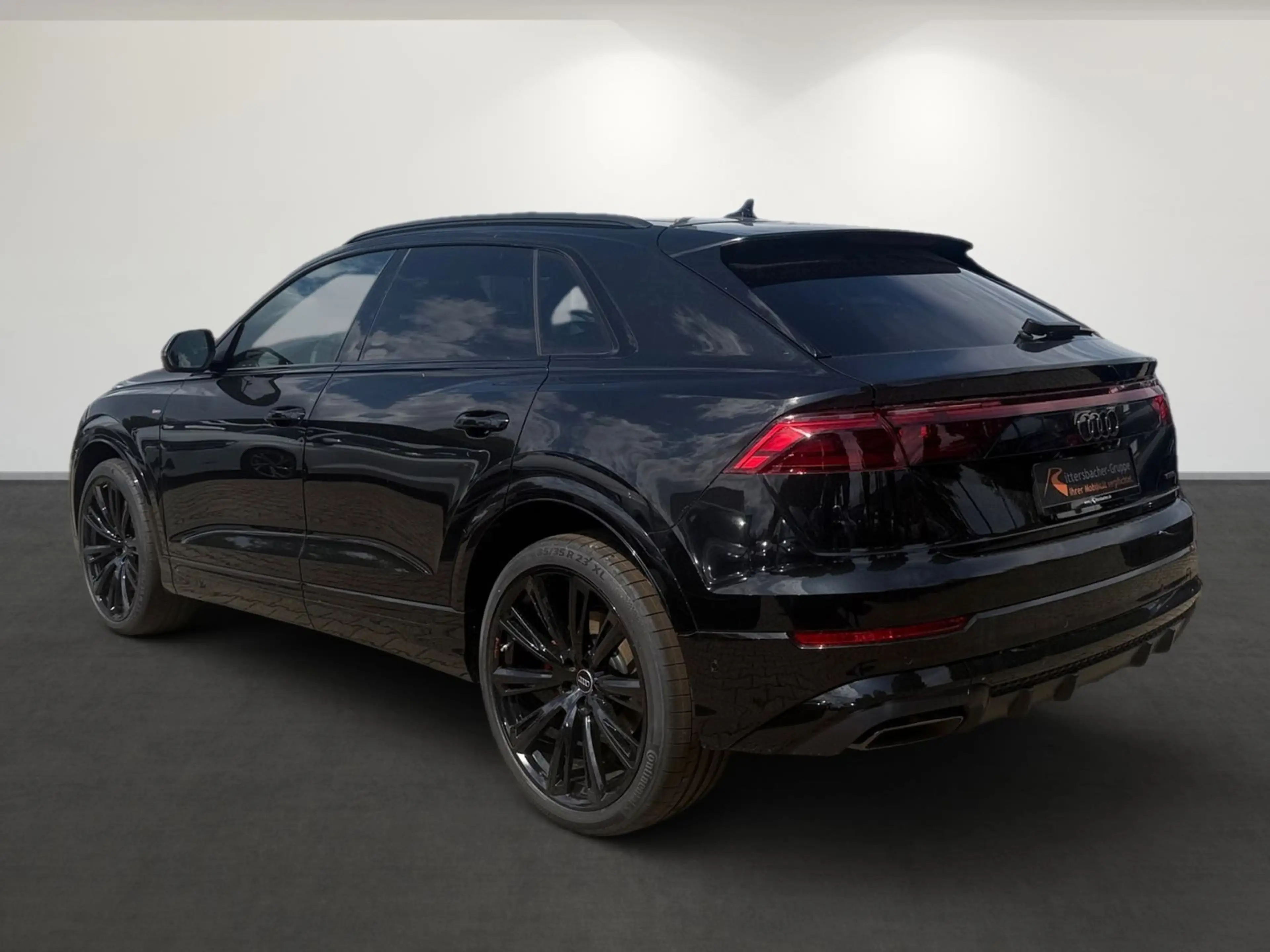Audi Q8 AHK Allradlenk Pano Massage Matrix Optik Navi — photo 6