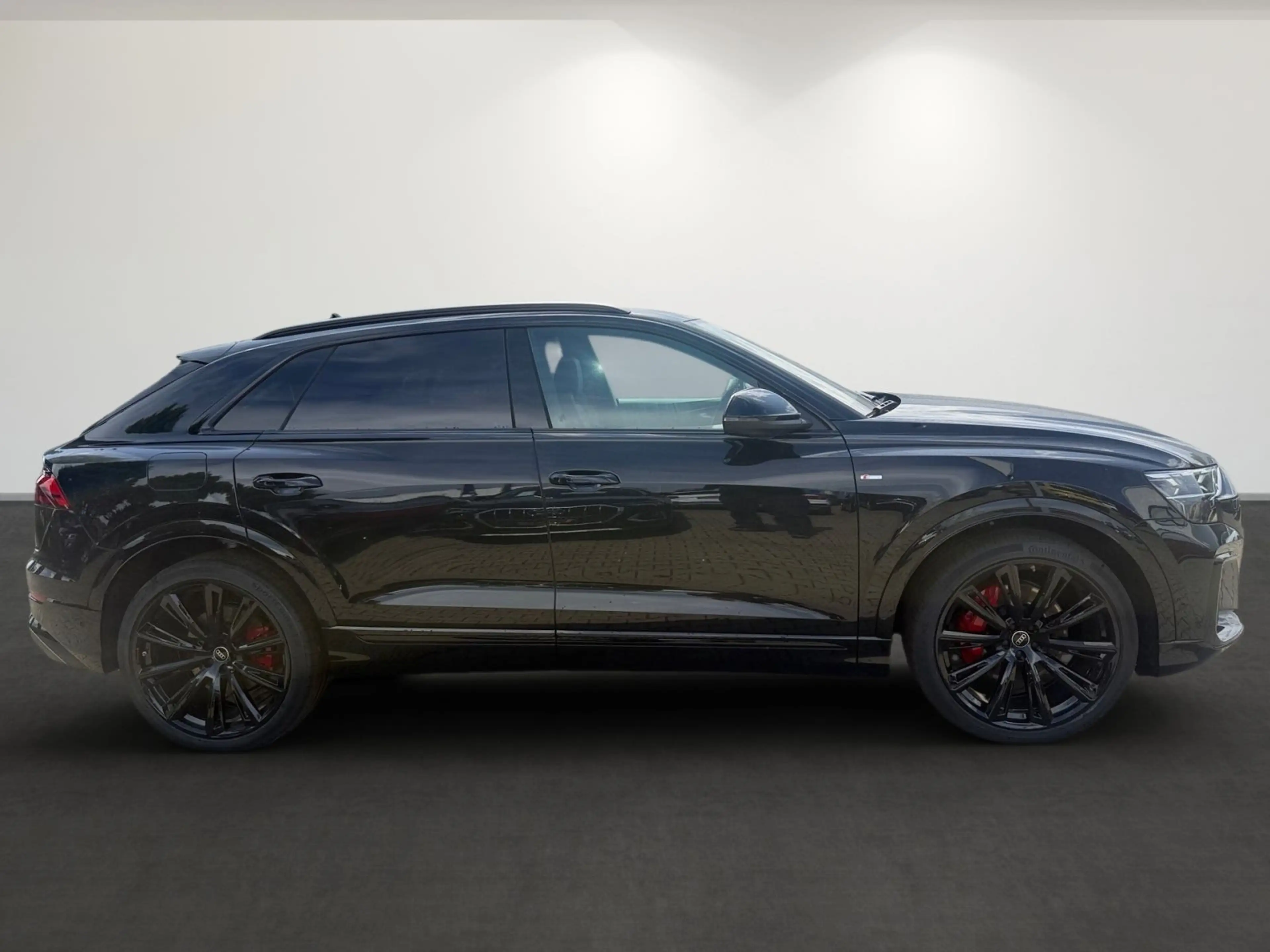 Audi Q8 AHK Allradlenk Pano Massage Matrix Optik Navi — photo 4