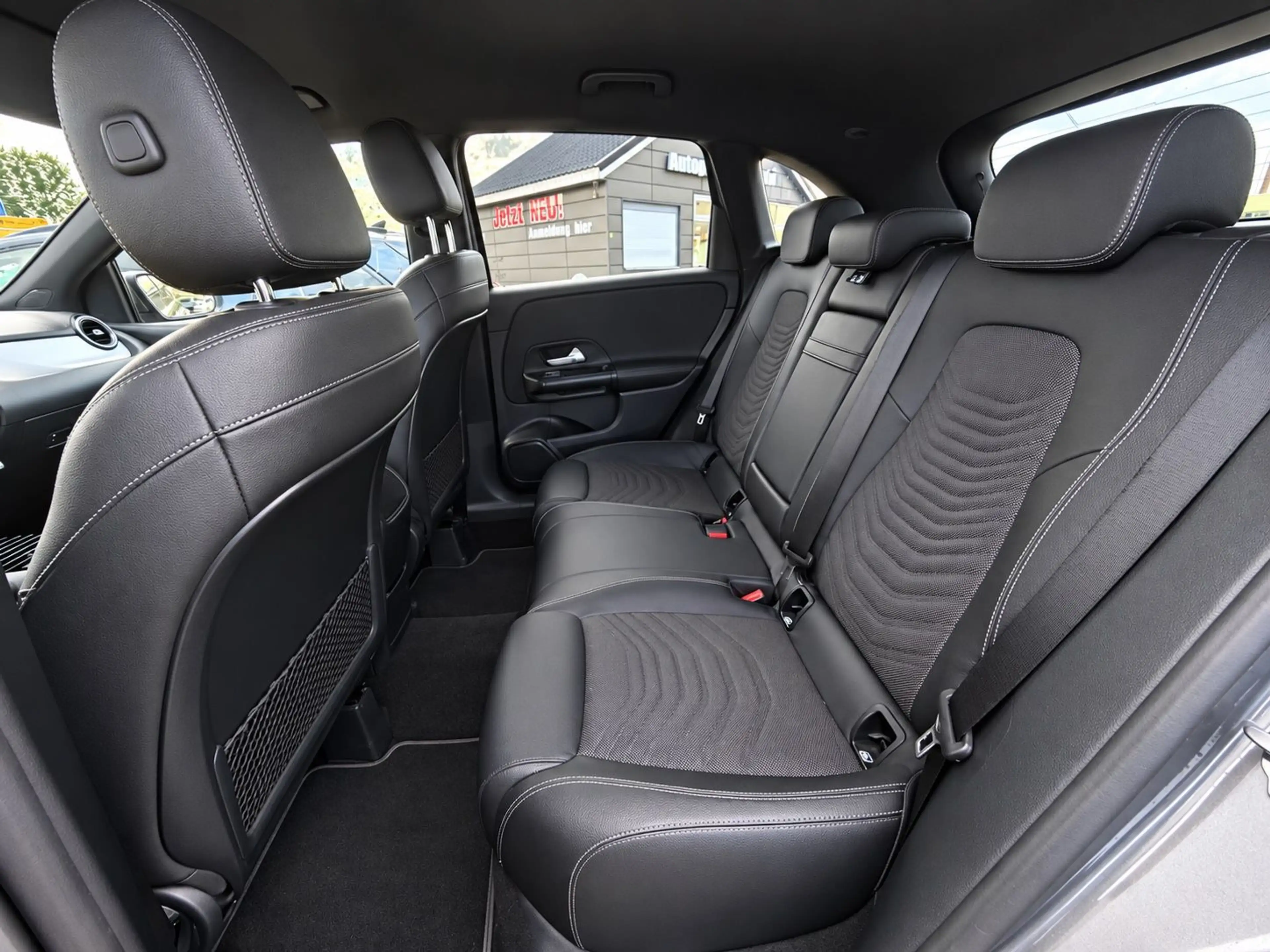 Mercedes-Benz B 220 d *STYLE*KAMERA*LEDER*LED* — photo 15