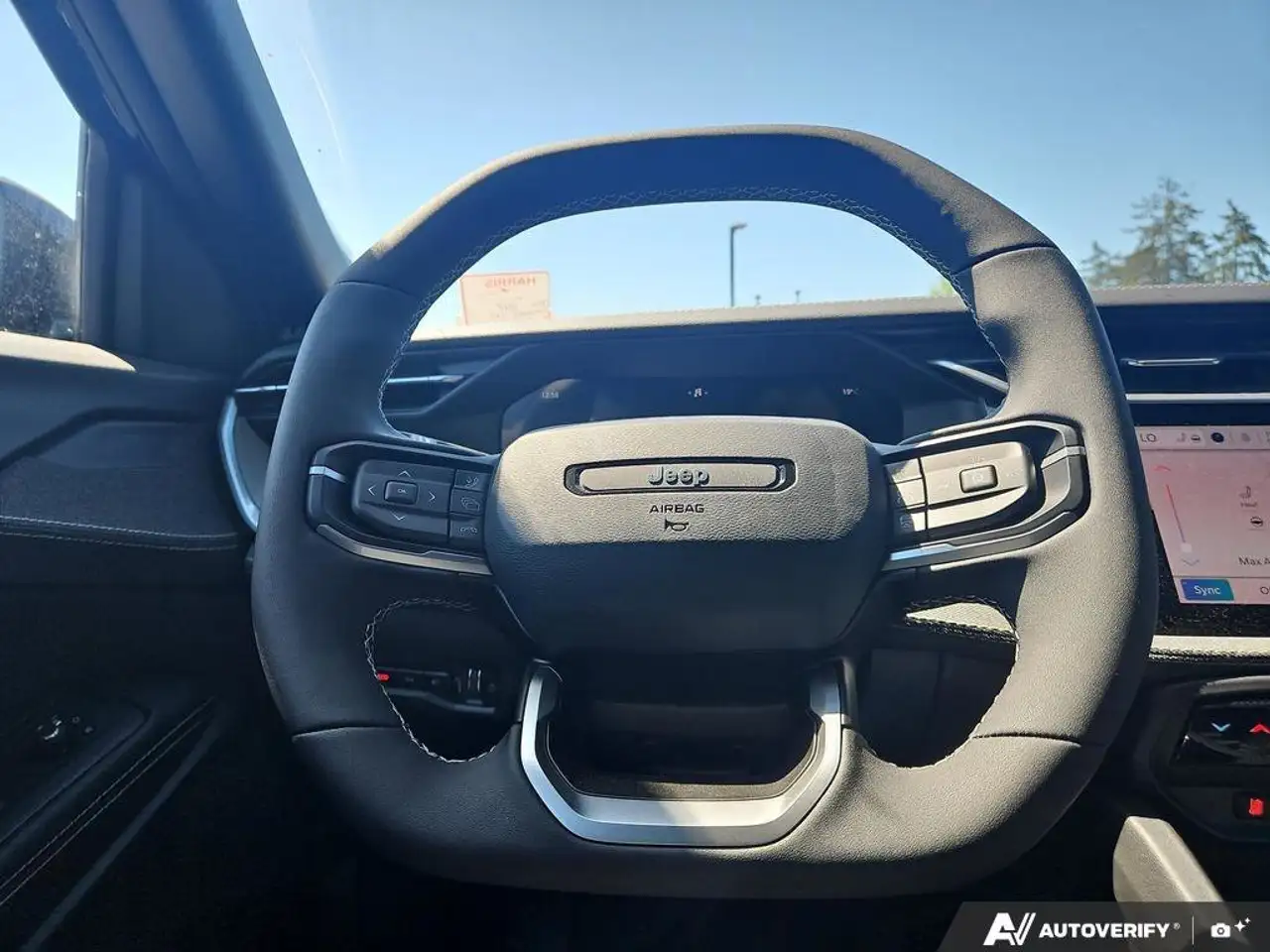 Jeep Cherokee снимка Jeep Cherokee