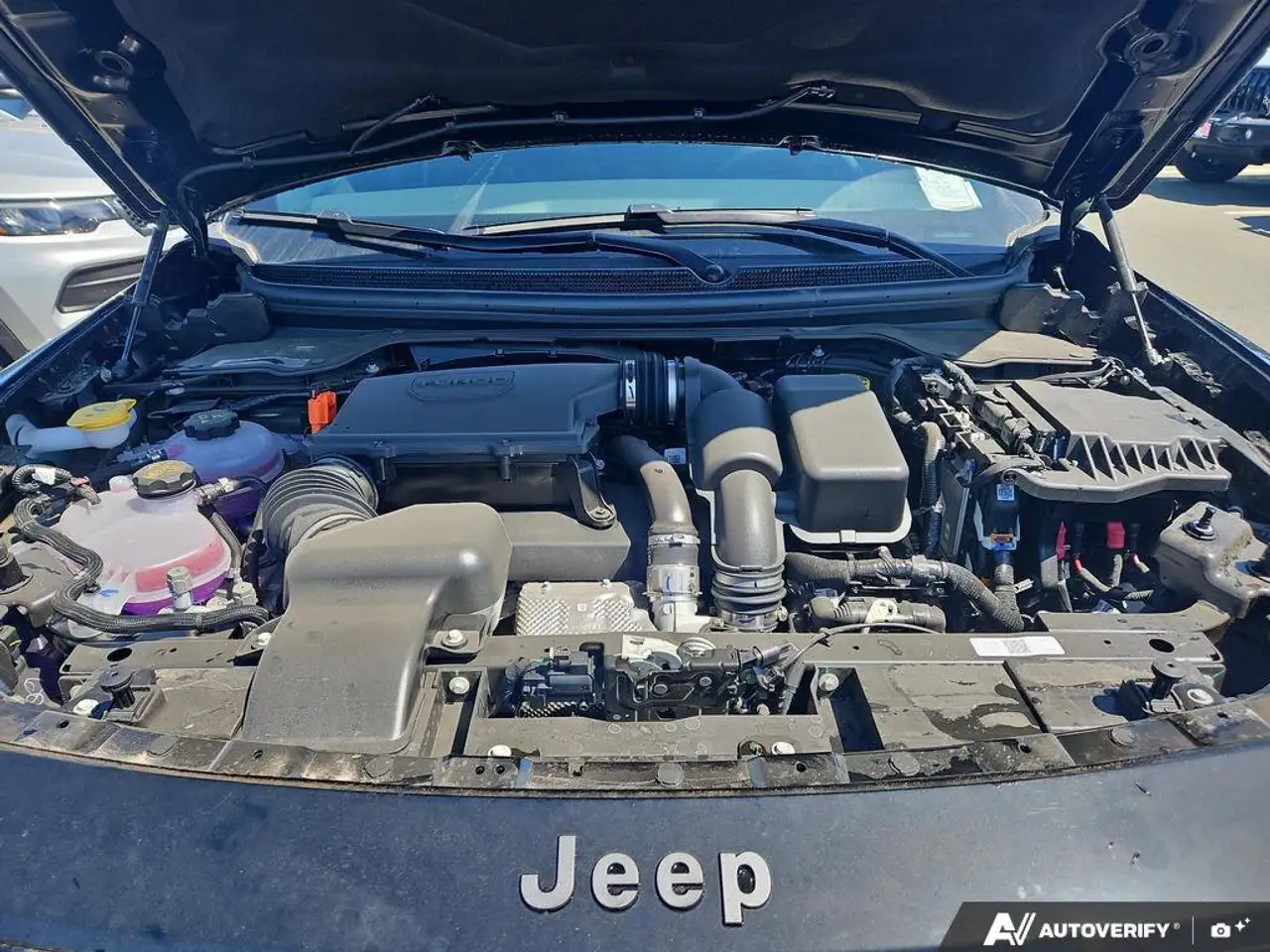 Jeep Cherokee снимка Jeep Cherokee