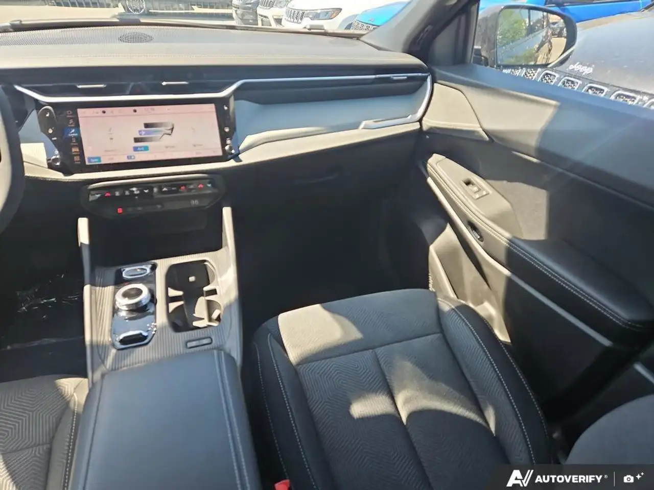 Jeep Cherokee снимка Jeep Cherokee