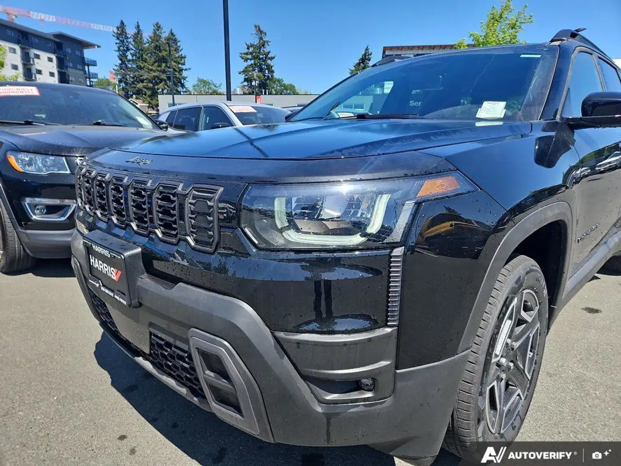 Jeep Cherokee снимка Jeep Cherokee