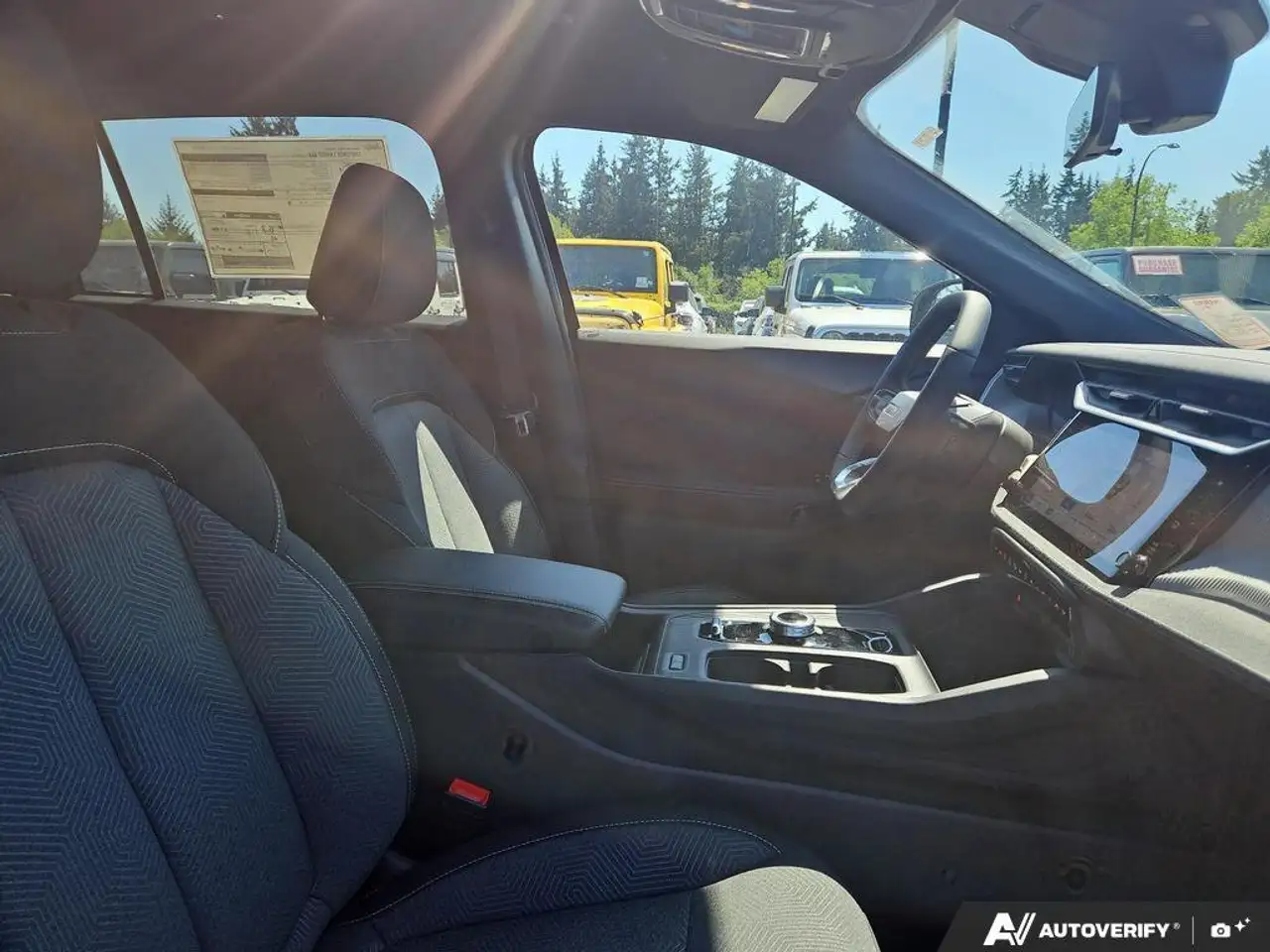 Jeep Cherokee снимка Jeep Cherokee