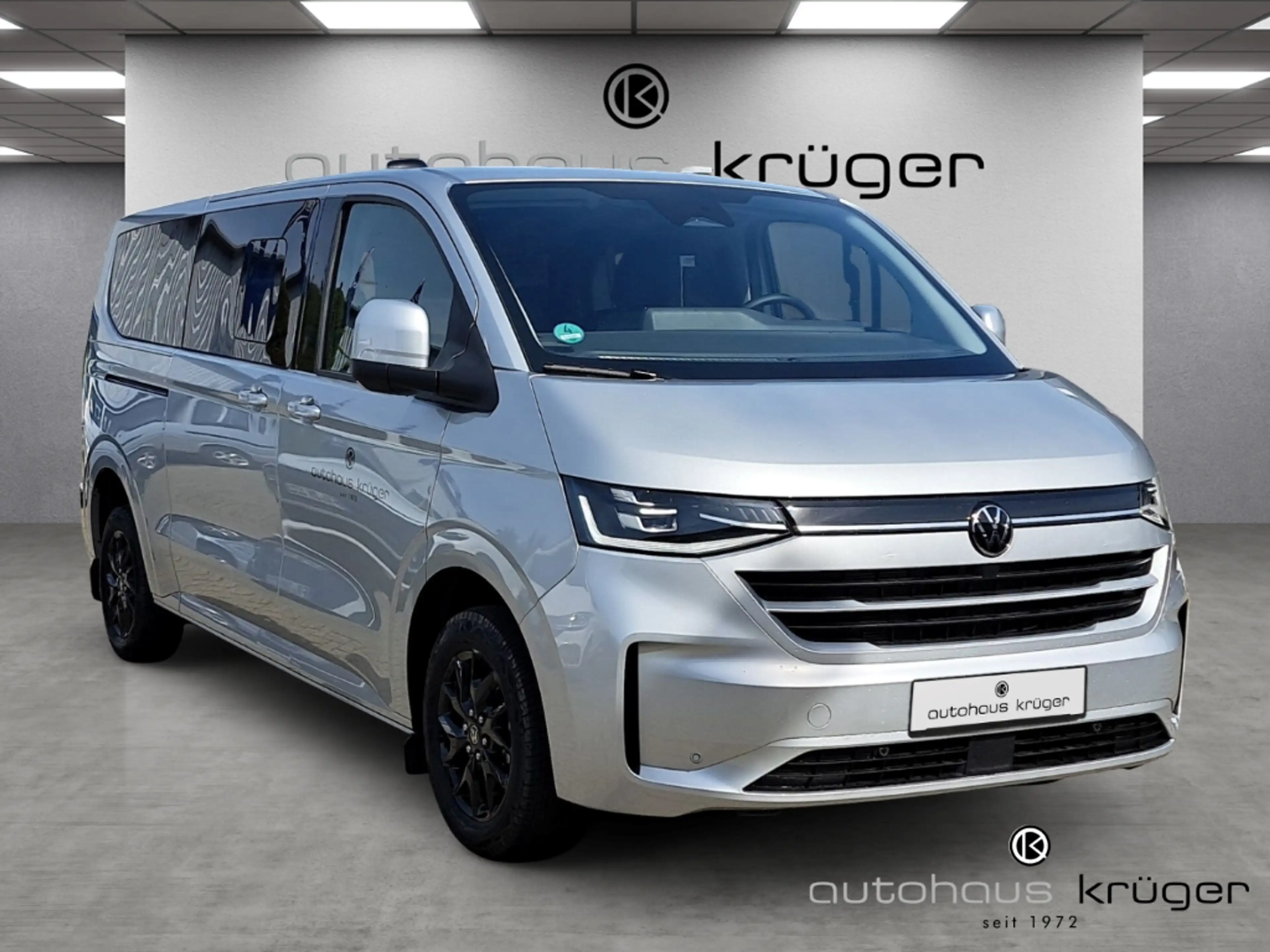 Volkswagen T7 Caravelle 2.0 TDI DSG Style LR AHK-klappbar Navi Digitales C — photo 8