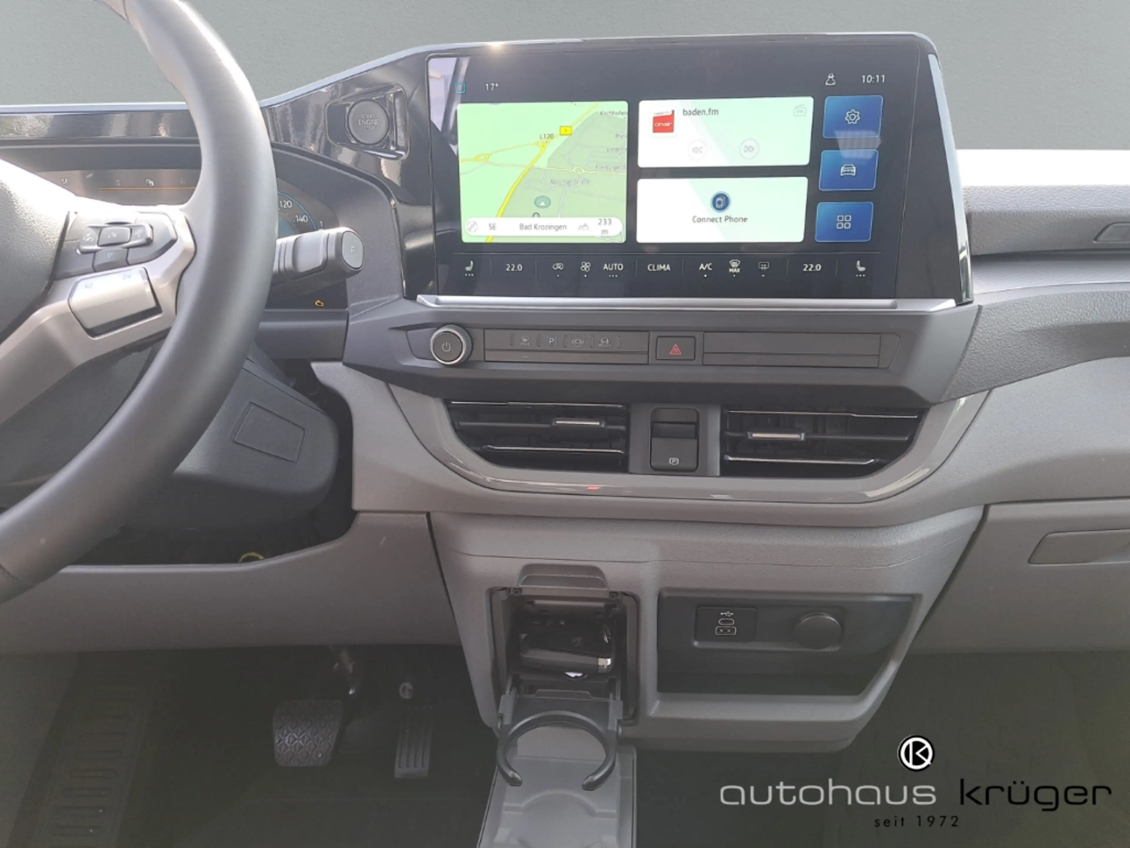 Volkswagen T7 Caravelle 2.0 TDI DSG Style LR AHK-klappbar Navi Digitales C — photo 14