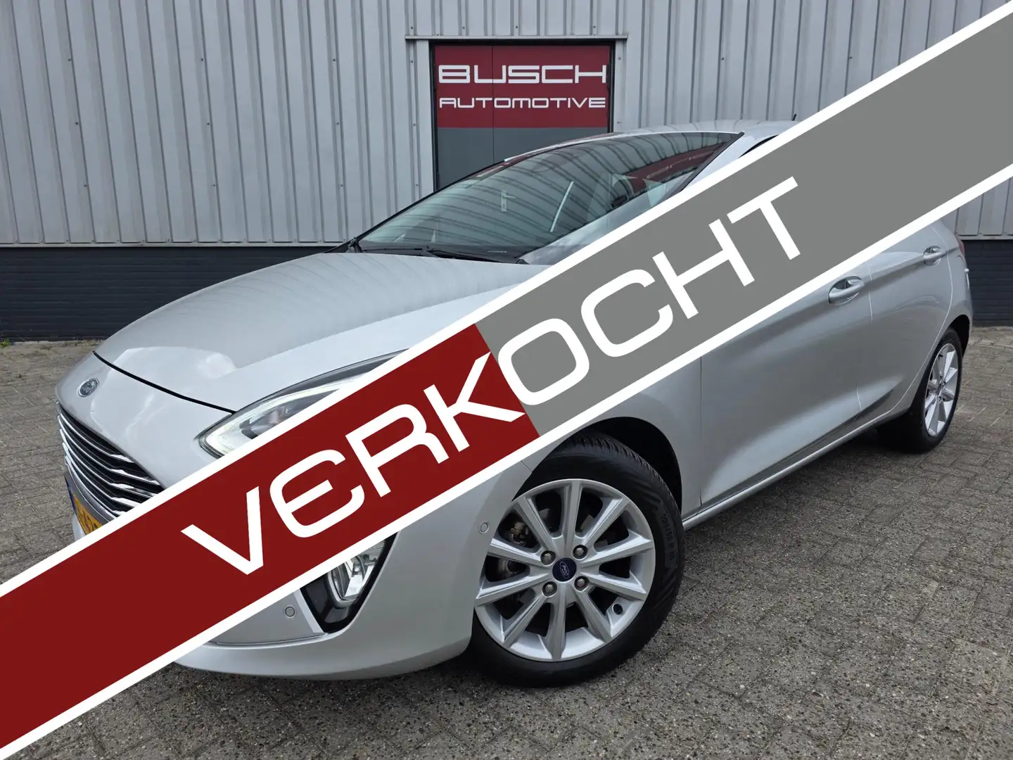 Ford Fiesta 1.0 EcoBoost 5 deurs Titanium | APPLE CARPLAY | Grau - 1