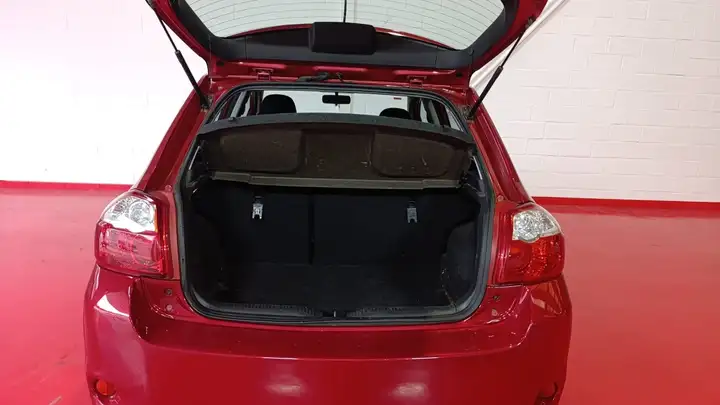 Toyota Auris 2011, foto 12