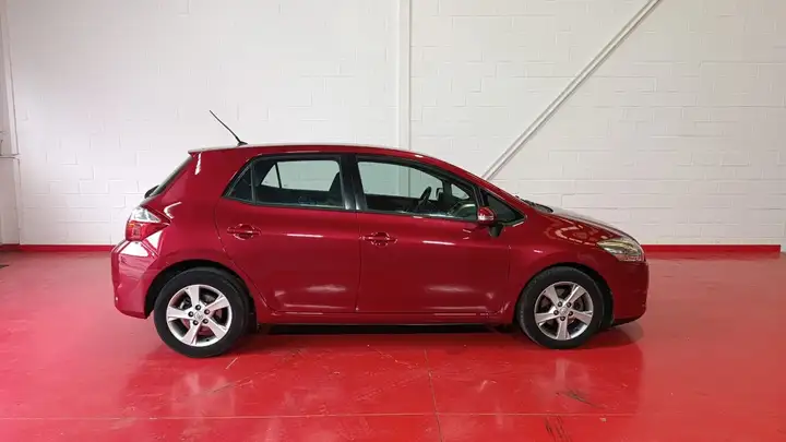 Toyota Auris 2011, foto 7