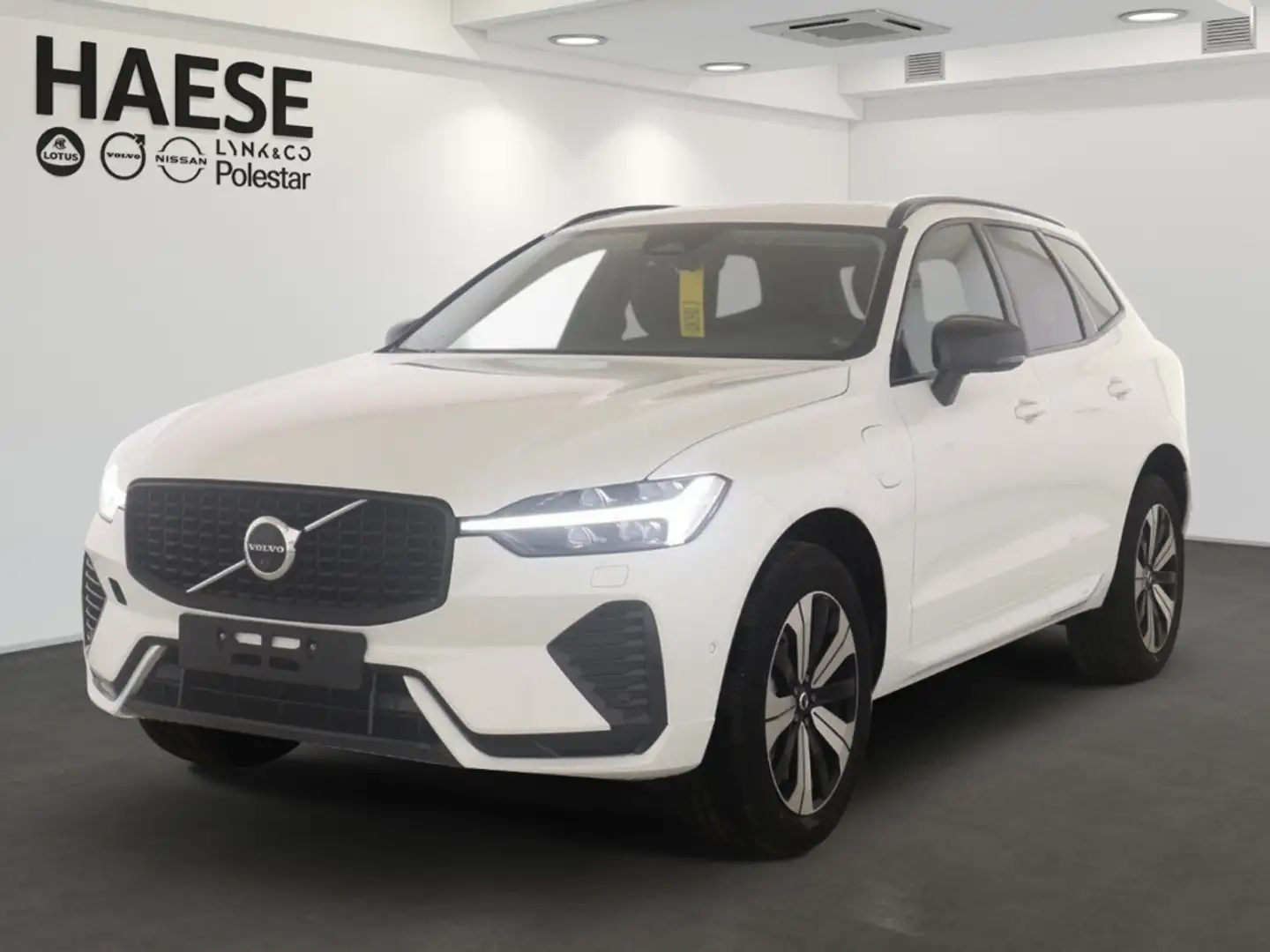 Volvo XC60 T6 Plus Dark Recharge Plug-In Hybrid AWD el.AHK Vo Weiß - 1