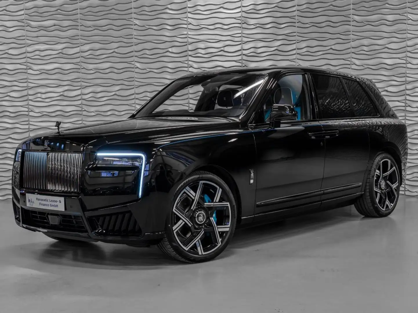 Rolls-Royce Cullinan Black Badge*GUCCI*SANCTUARY SEATS*MY26 Noir - 1