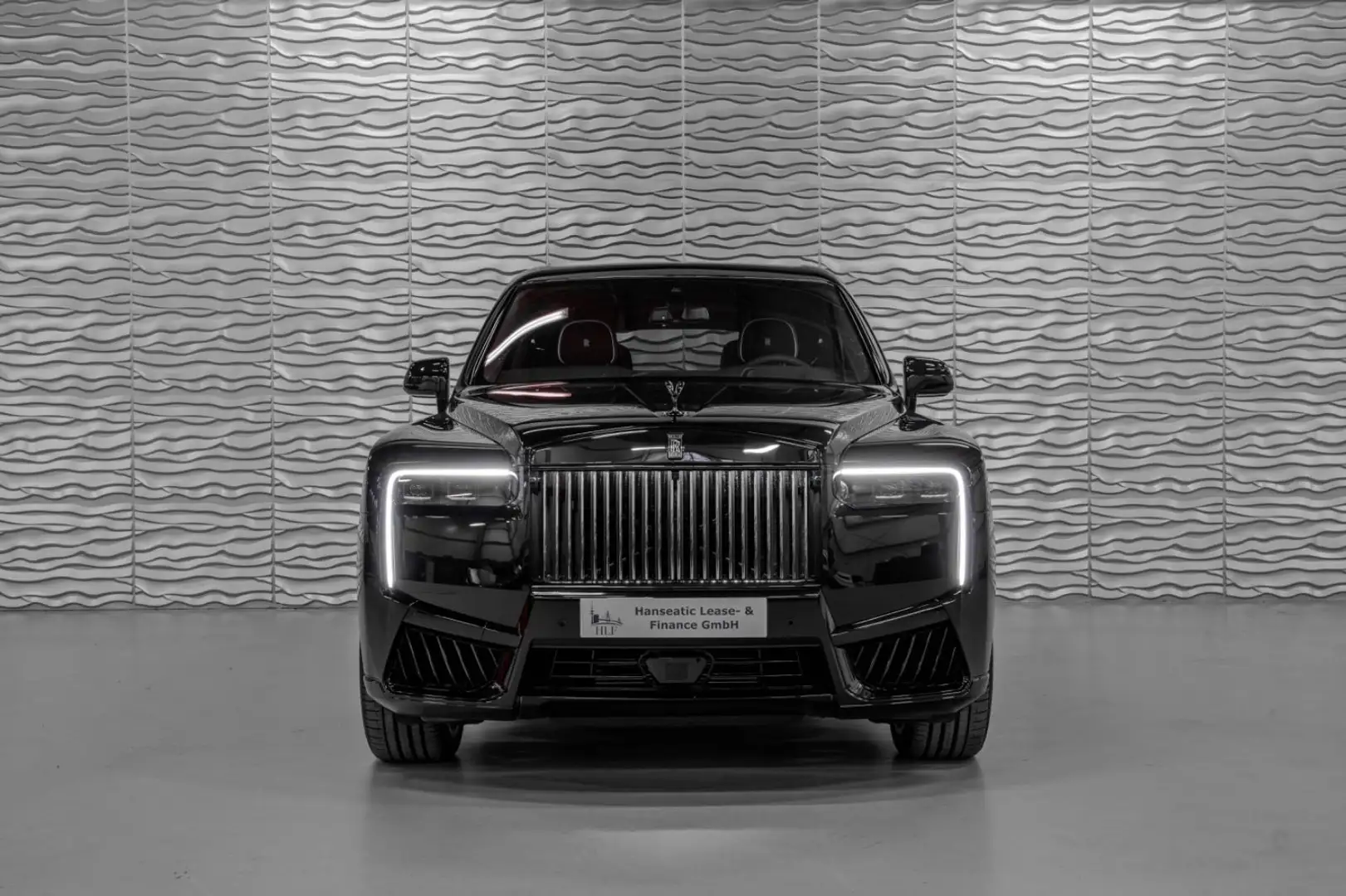 Rolls-Royce Cullinan Black Badge*GUCCI*SANCTUARY SEATS*MY26 Noir - 2