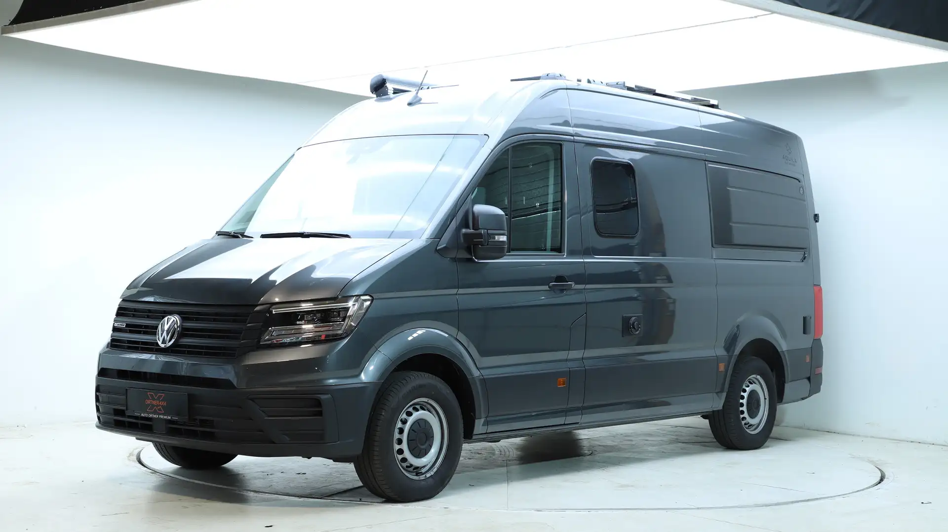 Volkswagen Crafter Aqulia C6 4x4 großes Autarkiepaket Gris - 1