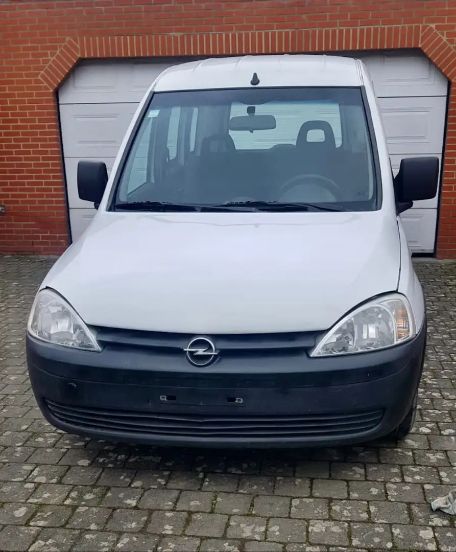 Opel Combo 1.4i XEP Beyaz - 1