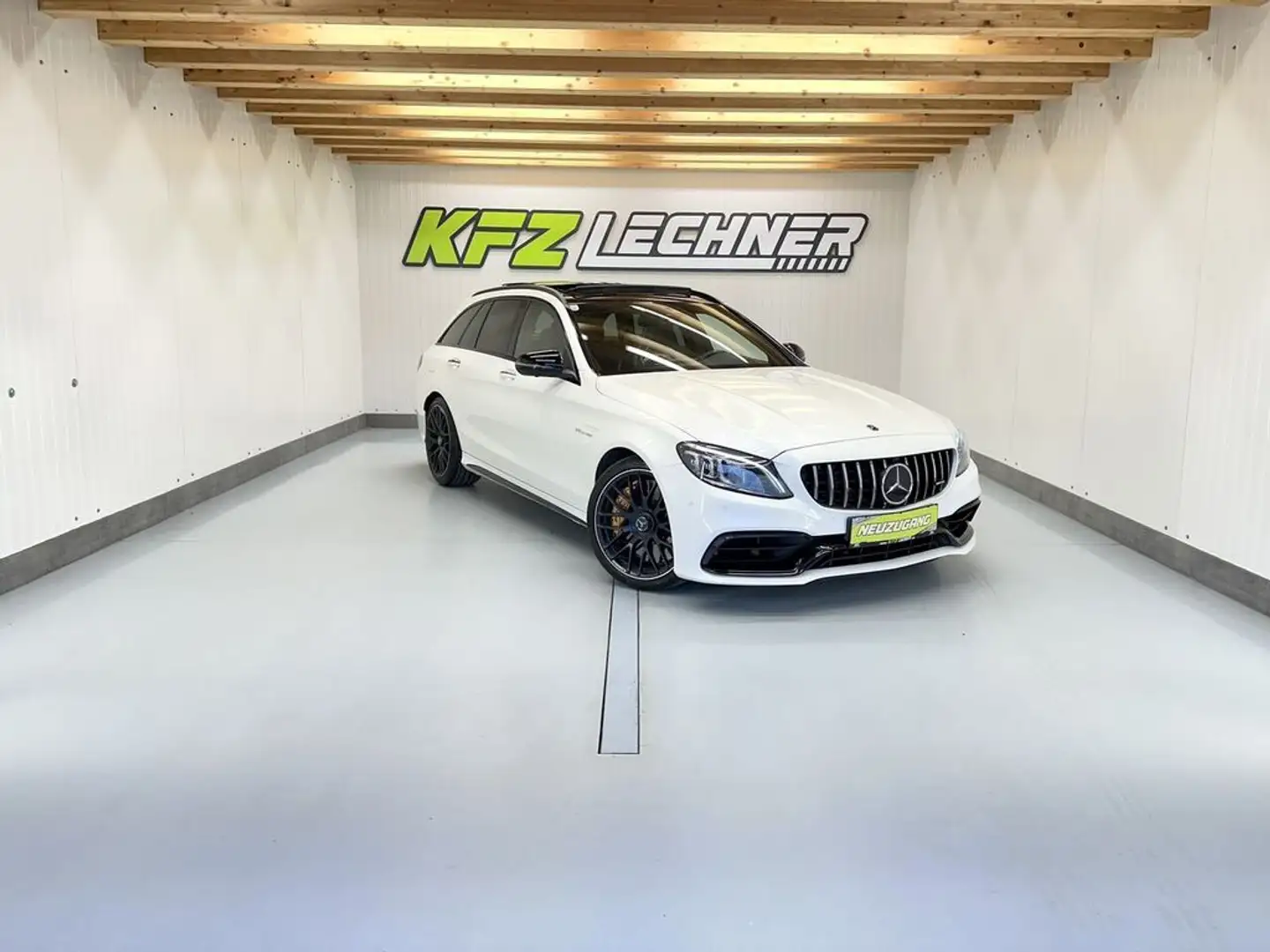 Mercedes-Benz C 63 AMG C 63 S T AMG 4.0 BI-TURBO ''PANO*KERAMIK'' Weiß - 1
