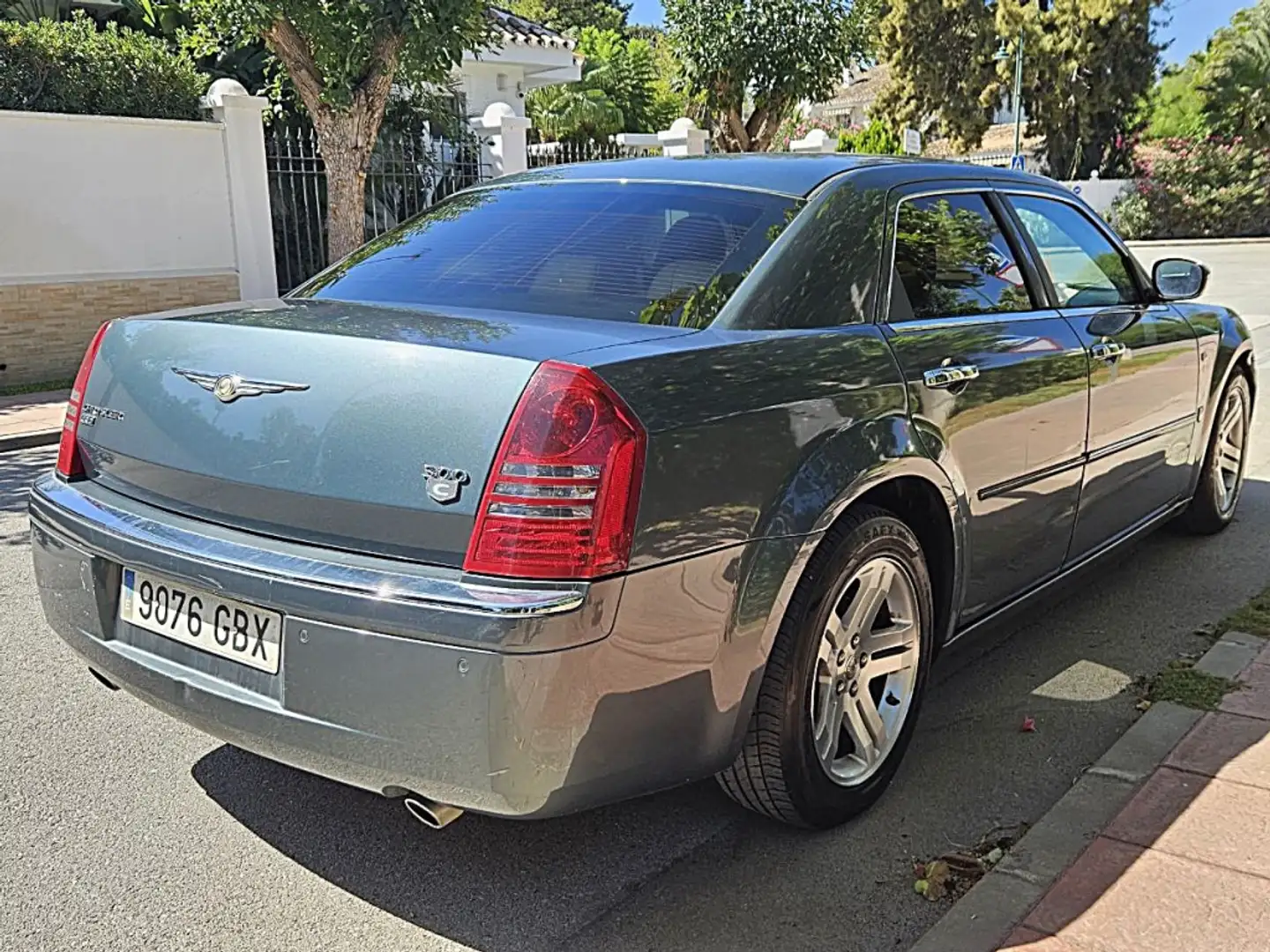 Chrysler 300C 3.0CRD Executive Aut. Modrá - 2