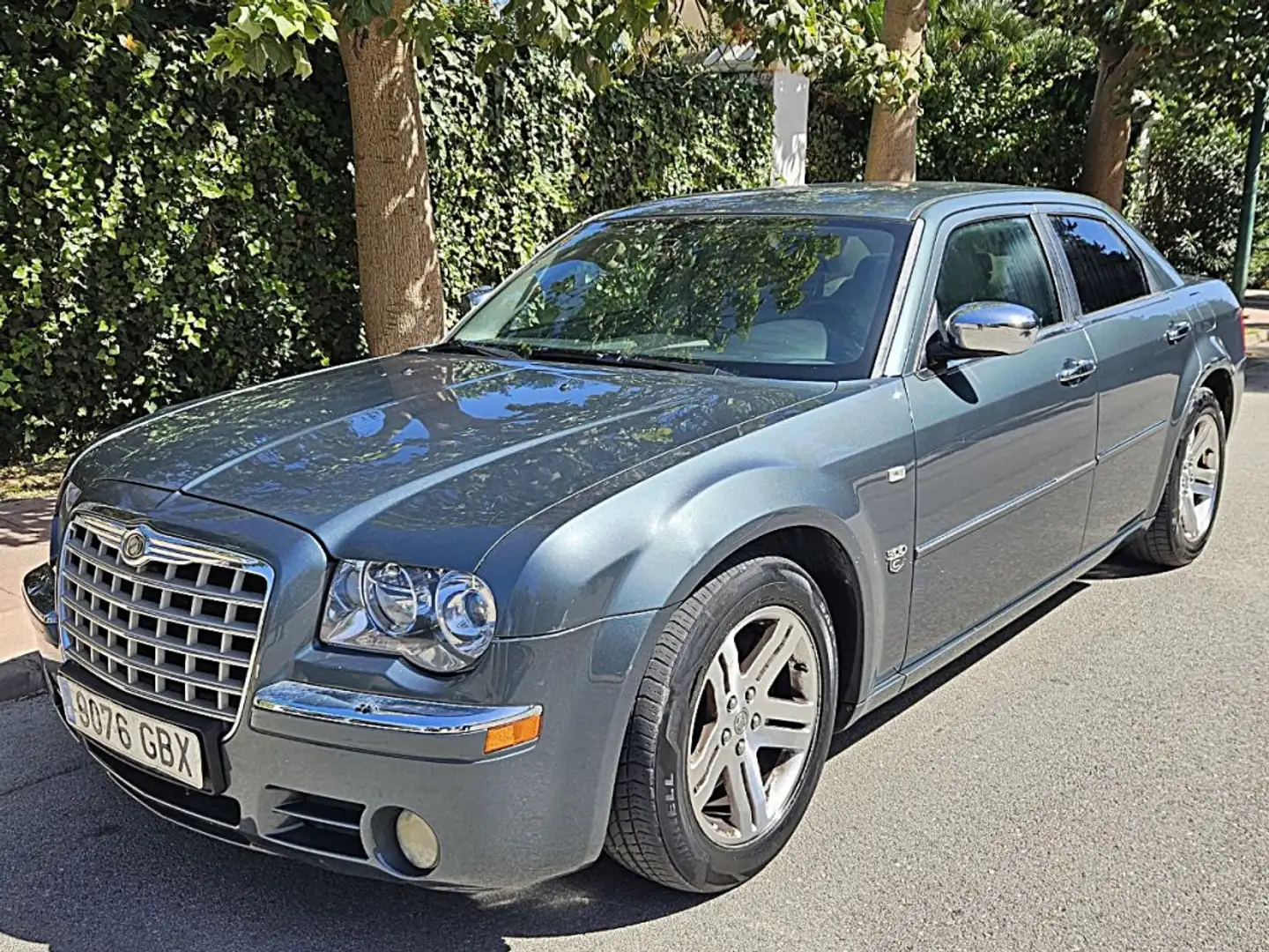 Chrysler 300C 3.0CRD Executive Aut. Modrá - 1