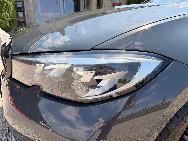 BMW 320 d xDrive Aut./SHD/RFK/SHZ/NAVI/TEMPOMAT/DRAVITG... — photo 11