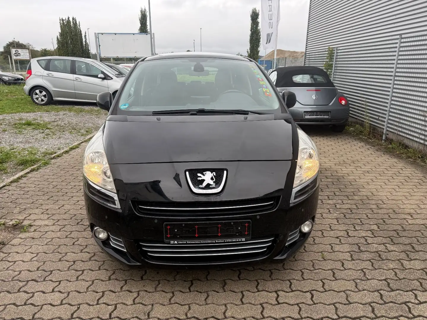 Peugeot 5008 Active 7 SITZER  PANORAMA GLASDACH Schwarz - 2