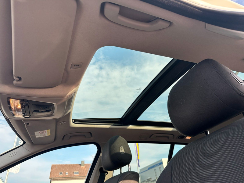 BMW 530 5 Touring 530 d AHK Klimaaut BI-Xenon SHZ PDC — photo 13