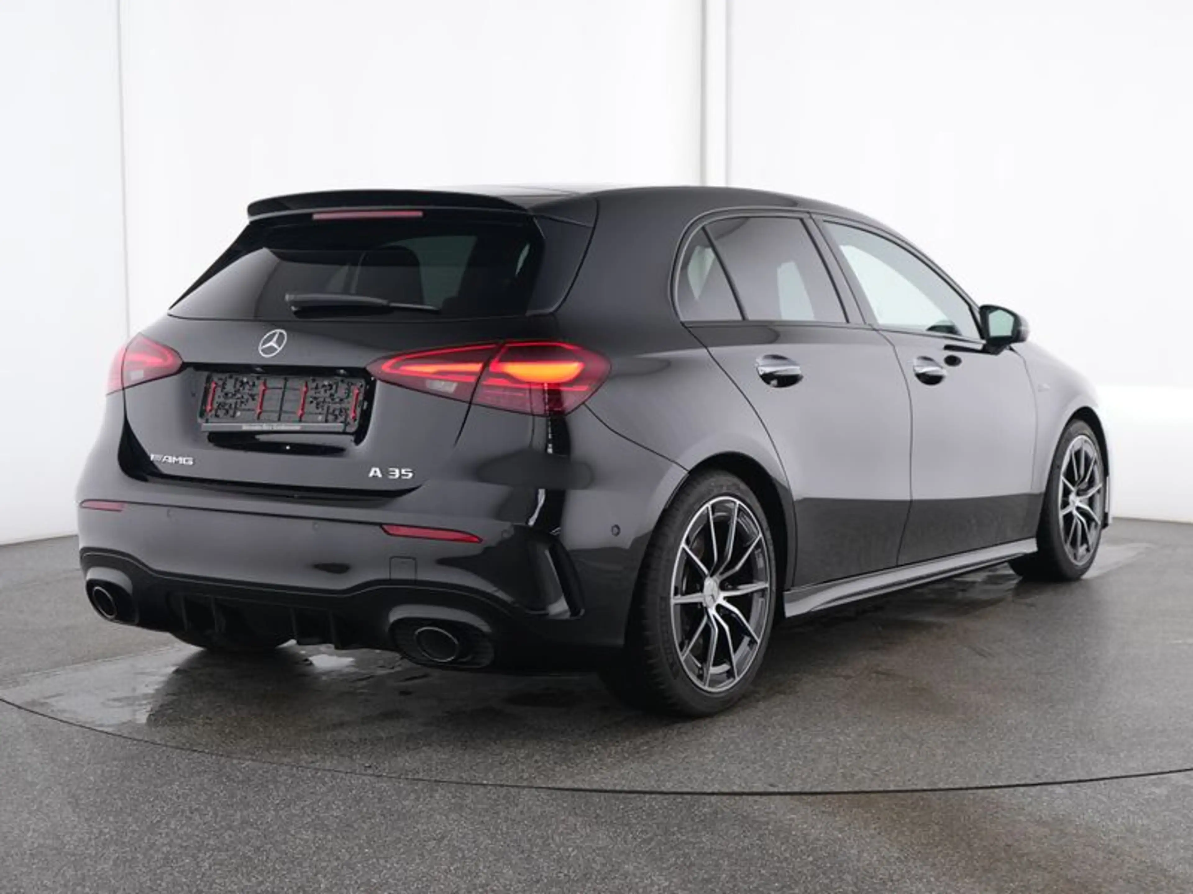 Mercedes-Benz A 35 AMG 4M , AMG NIGHT MULTI KAMERA PANO SPUR — photo 5