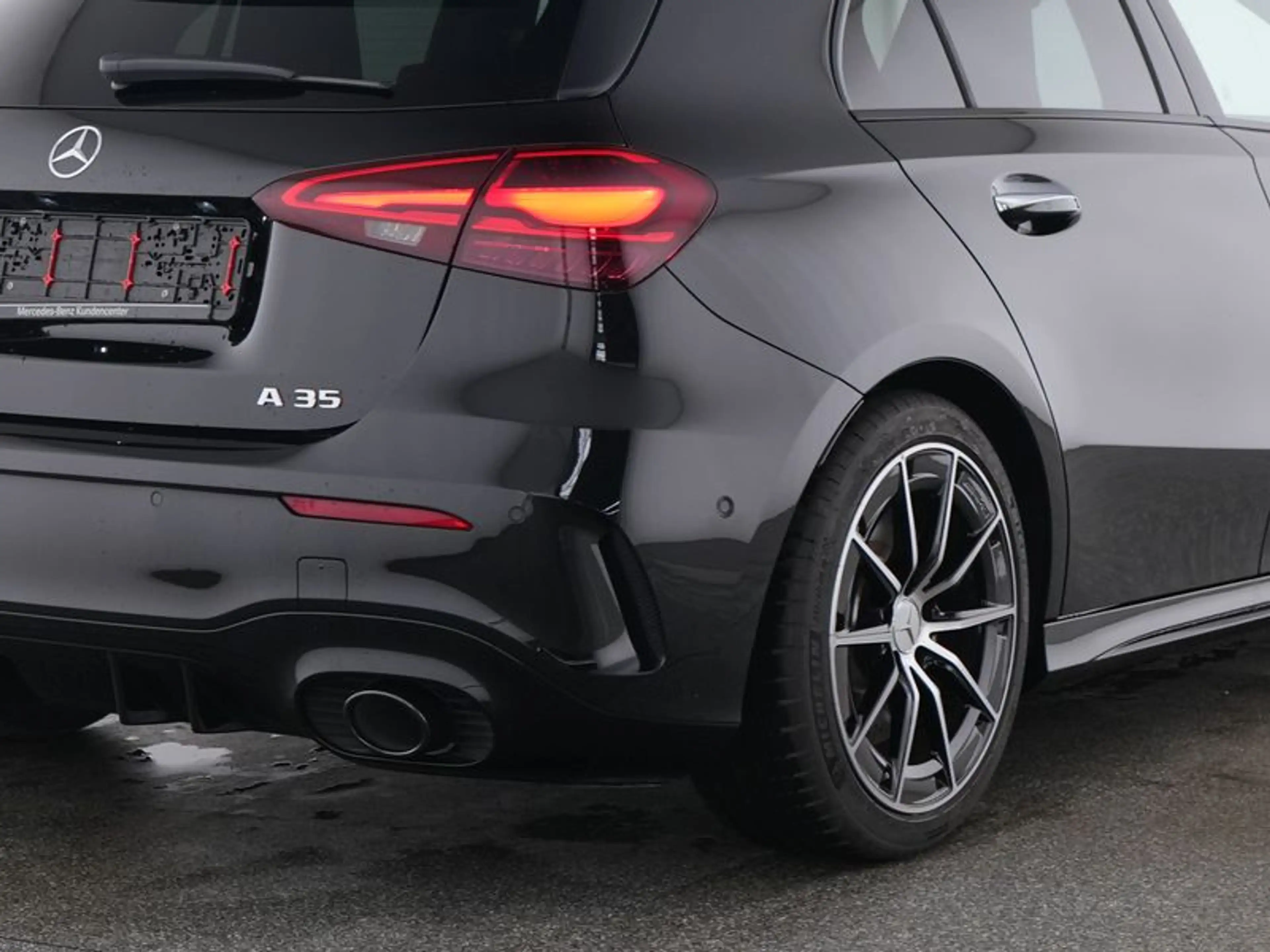 Mercedes-Benz A 35 AMG 4M , AMG NIGHT MULTI KAMERA PANO SPUR — photo 7
