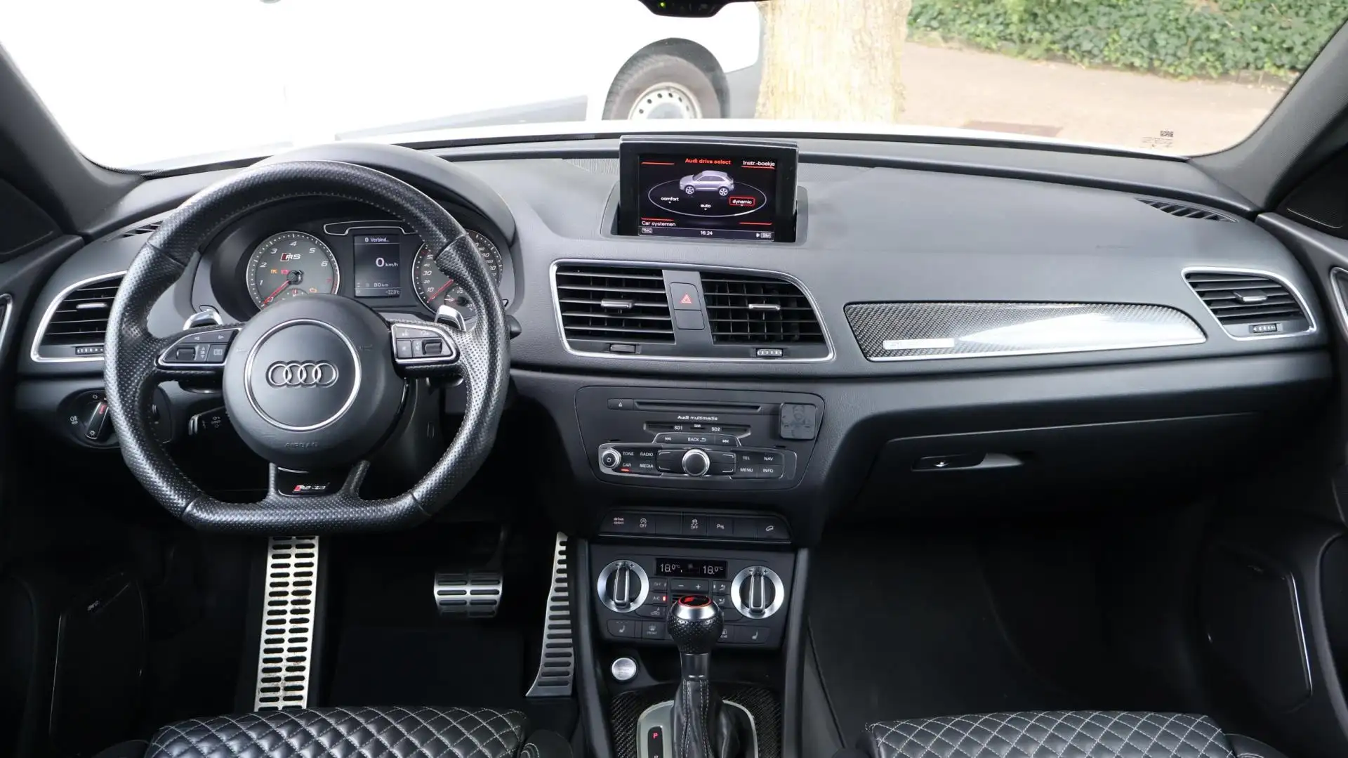 Audi RS Q3 2.5 TFSI quattro|Cruise|Navi|PDC|Stoel.verw|Klep.s Wit - 2
