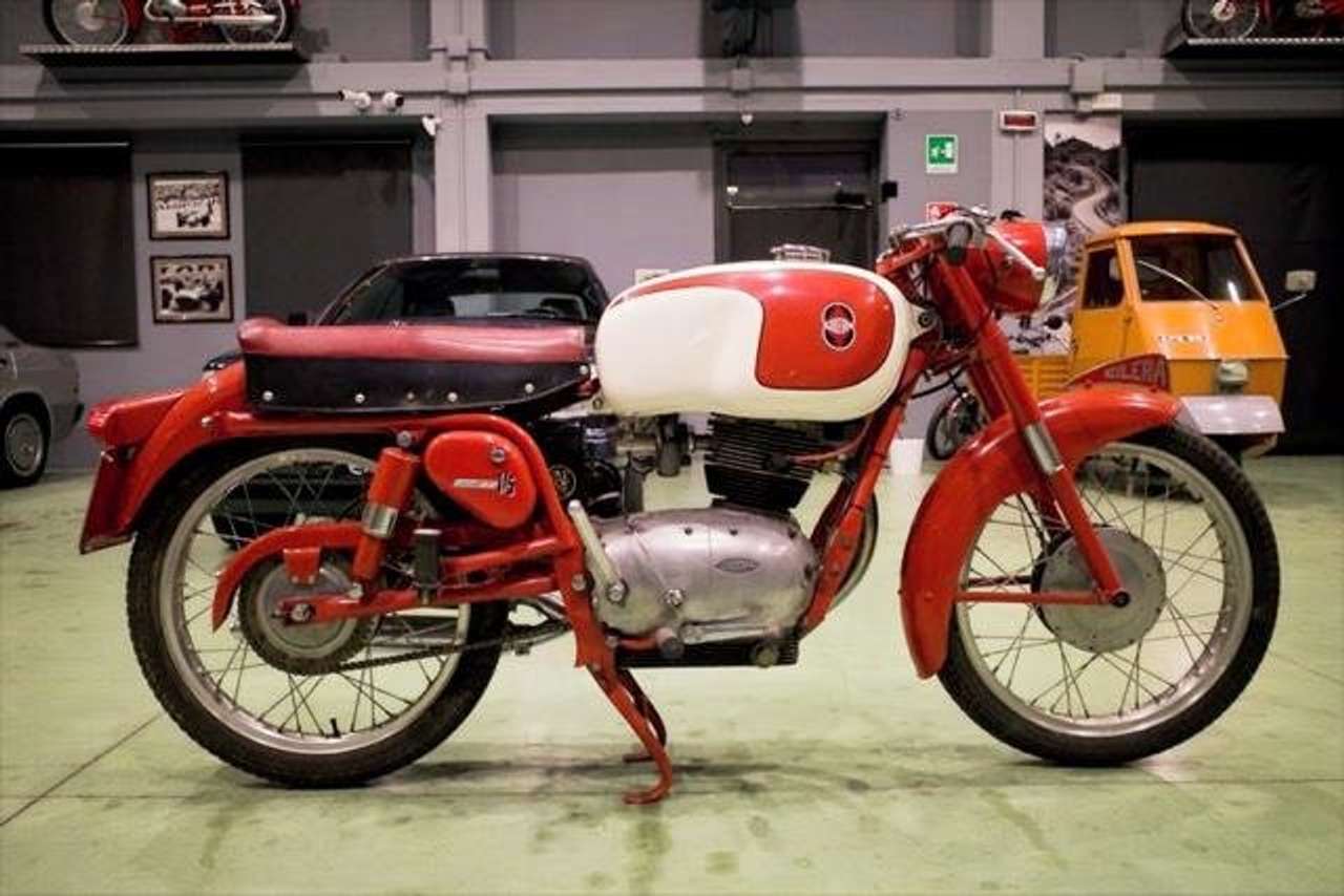 Gilera Giubileo 175 ROSSA EXTRA
