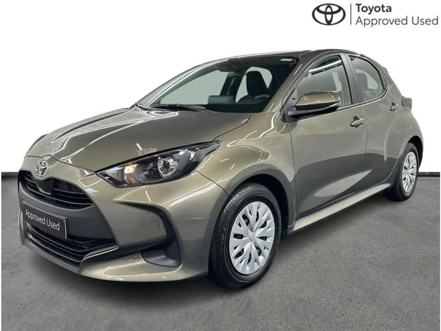 Toyota Yaris Dynamic 1.0 MT Zielony - 1