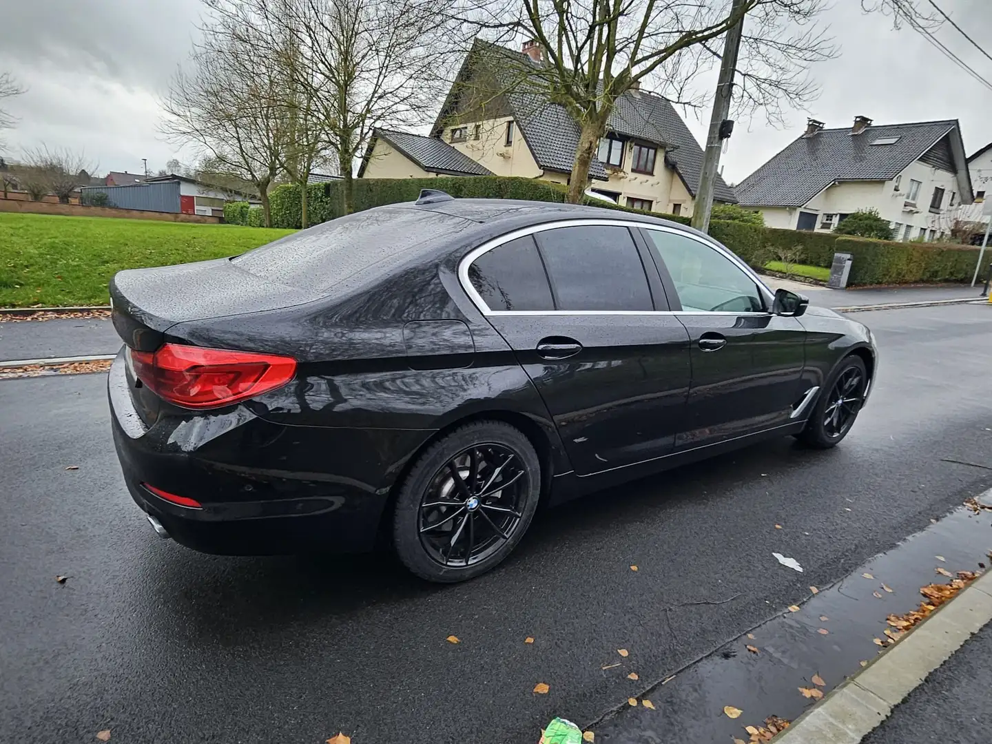 BMW 518 Touring 518 dA MHEV Noir - 1