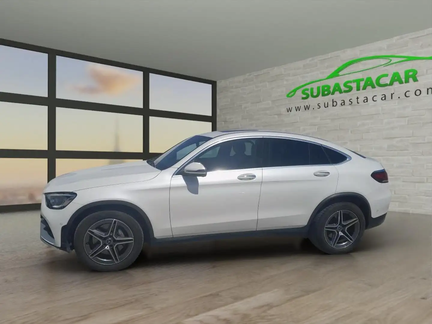 Mercedes-Benz GLC 200 Coupe d 4MATIC Beyaz - 1