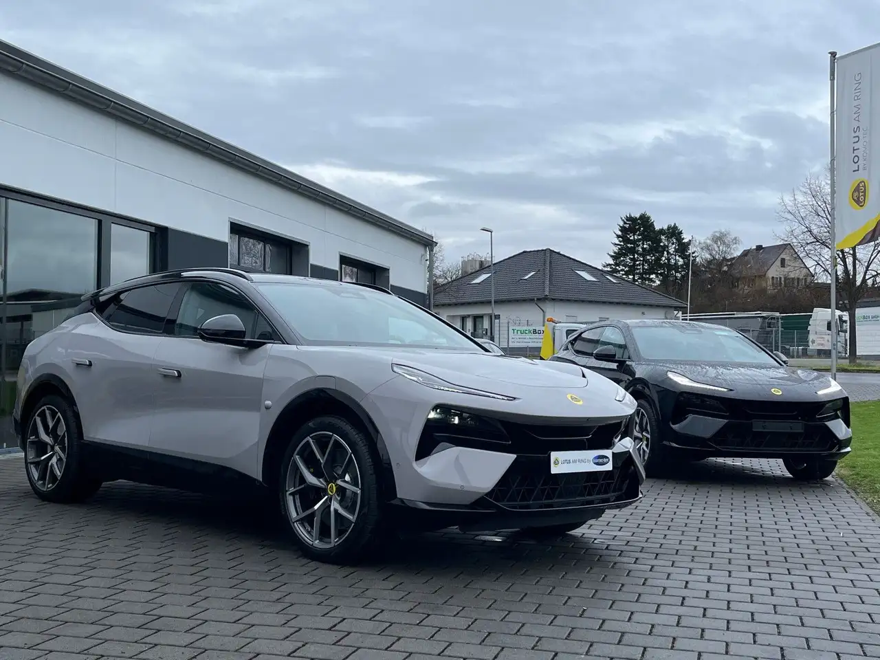 Lotus Eletre 2025