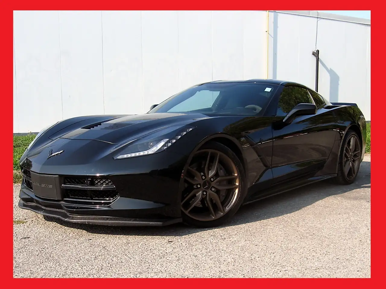 Chevrolet Corvette снимка Chevrolet Corvette
