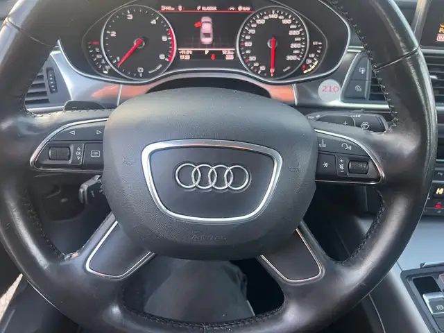 Audi A6 view 16