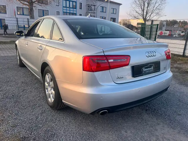 Audi A6 view 4