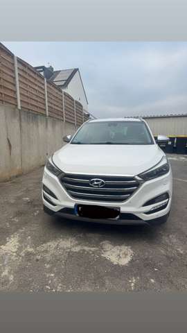 Hyundai TUCSON Premium 4WD
