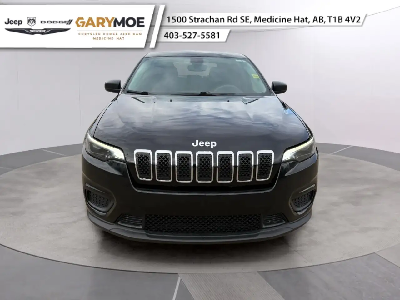 Jeep Cherokee снимка Jeep Cherokee
