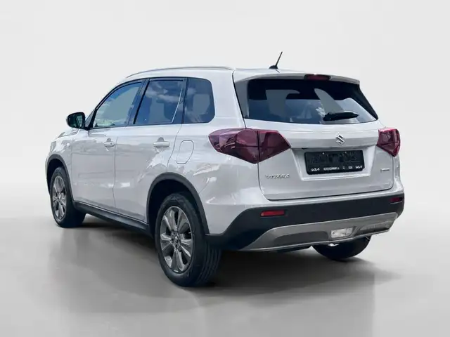 Suzuki Vitara view 3