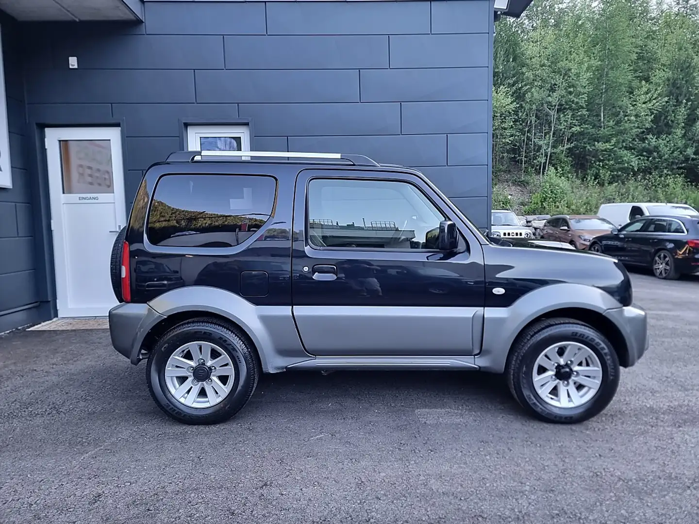 Suzuki Jimny 1,3 VX L3 deluxe Schwarz - 2