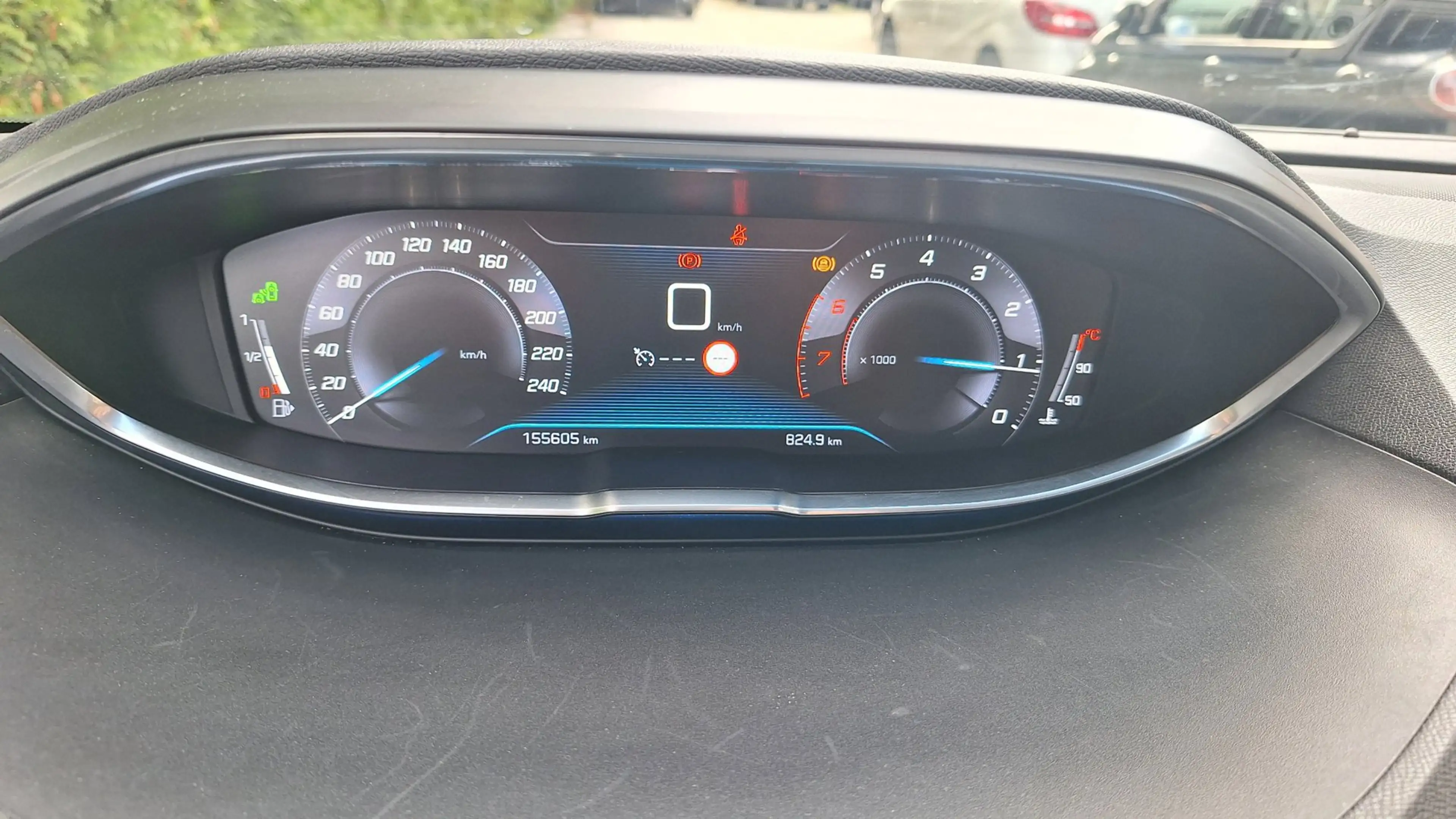 Peugeot 5008 1.2 PureTech Blue Lease Premium — photo 6
