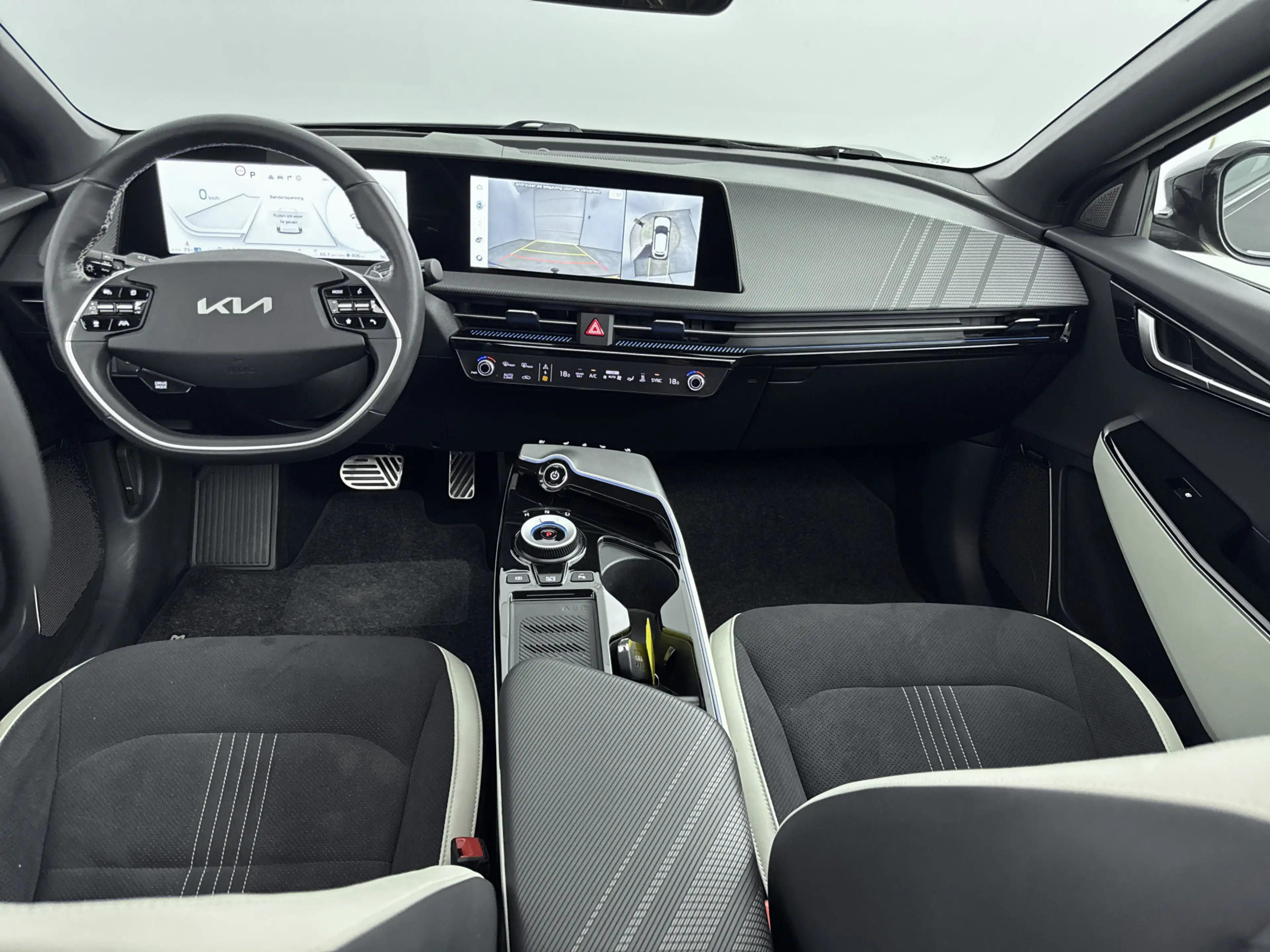 Kia EV6 - GT-Line 77.4 kWh SOH 100% // TREKHAAK // SCHUIFD — photo 3