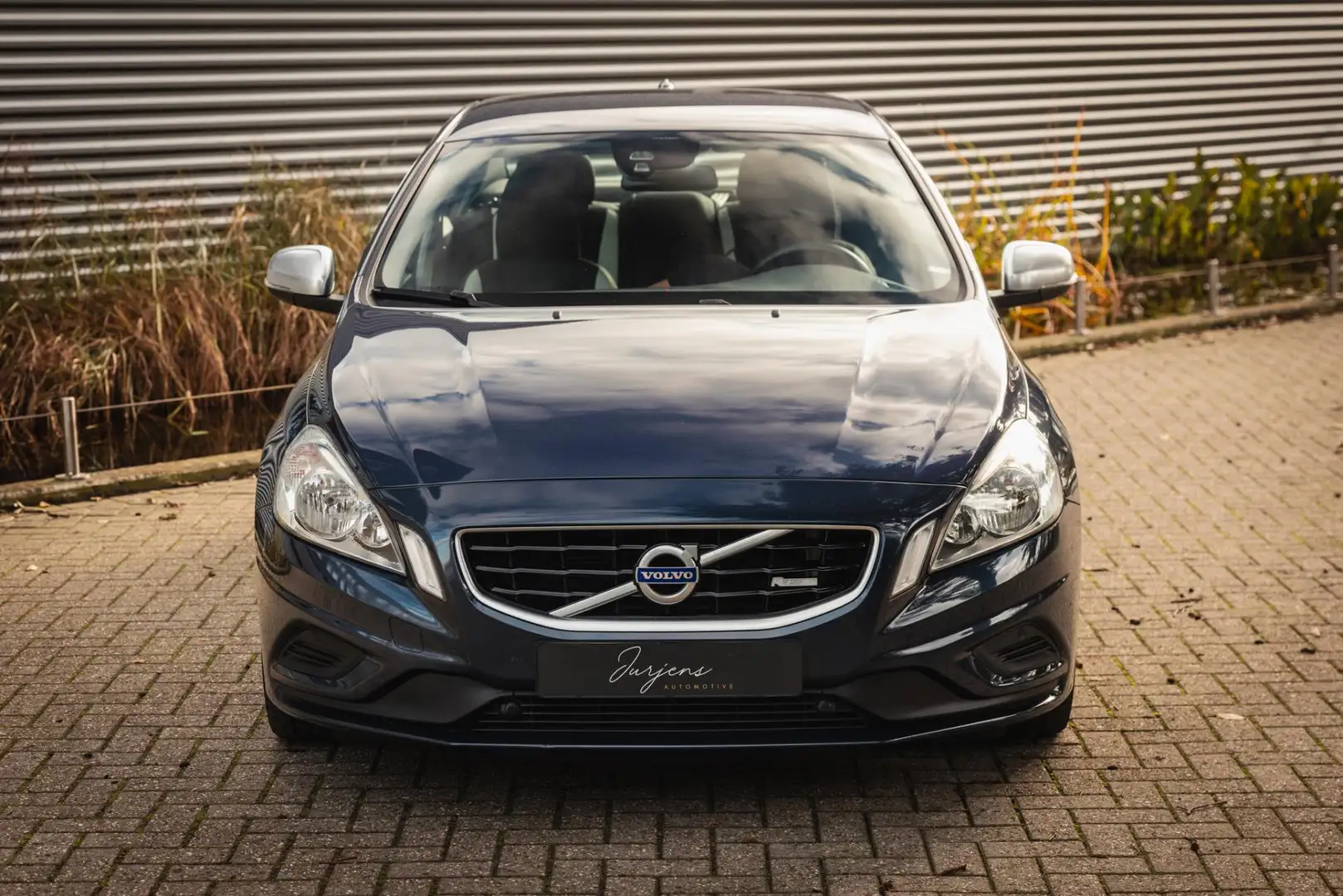 Volvo S60 1.6 T3 R-Design (150pk) 18" | NAVI | Sport | Blauw - 2