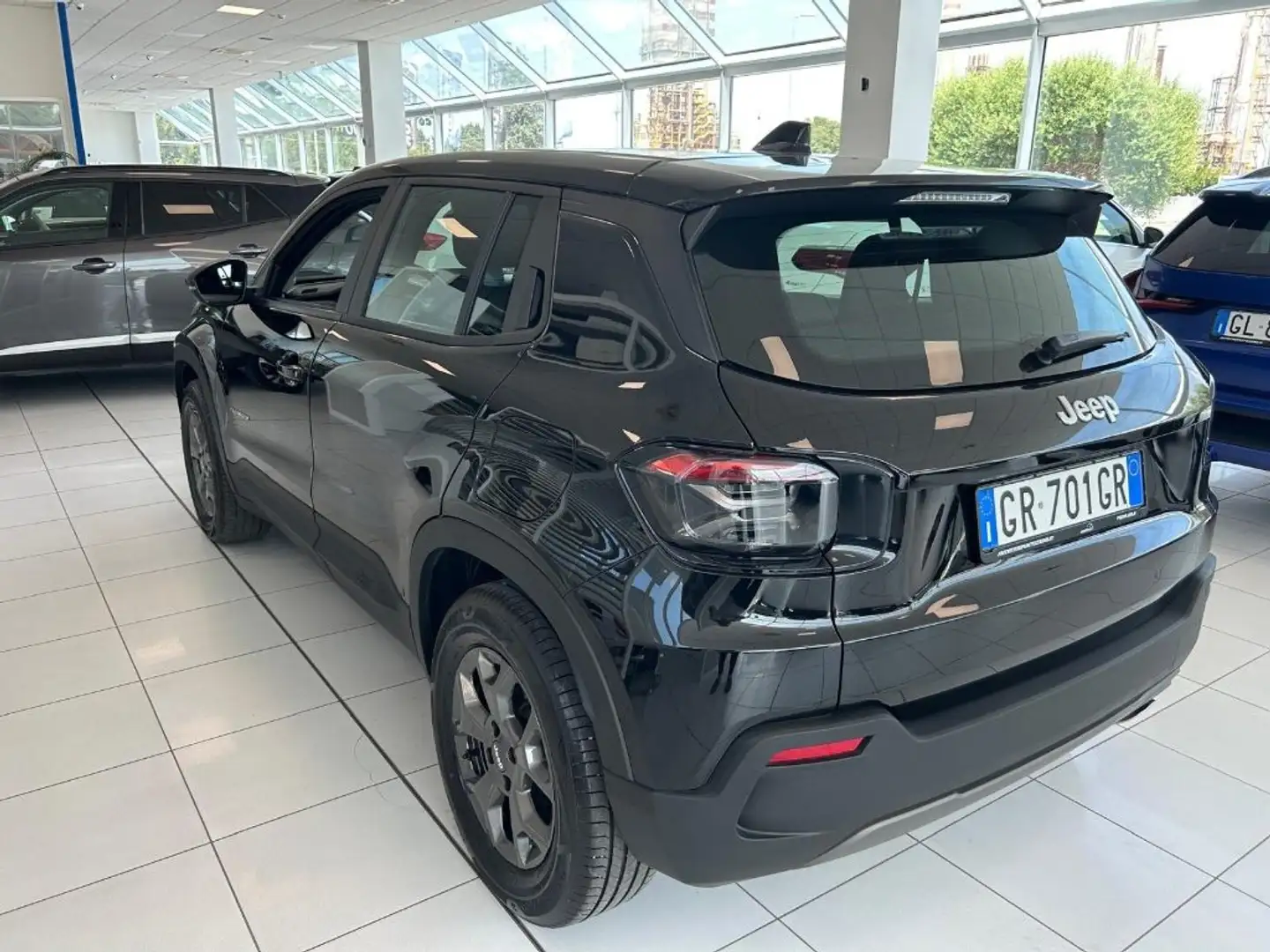 Jeep Avenger 1.2 Turbo 100 CV Longitude Neopatentati Noir - 2