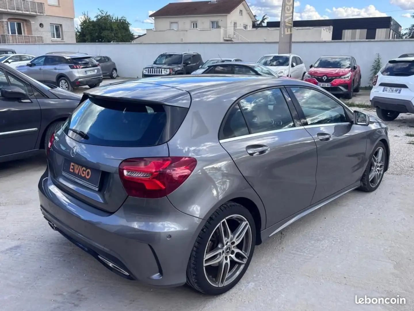 Mercedes-Benz A 200 Mercedes 1.6 200 155 BLUEEFFICIENCY FASCINATION PACK AMG Gris - 2