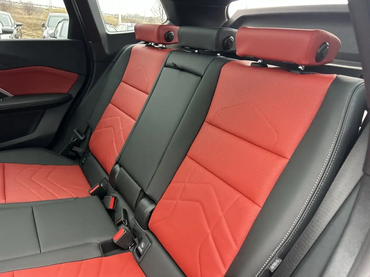 BMW X1 снимка BMW X1