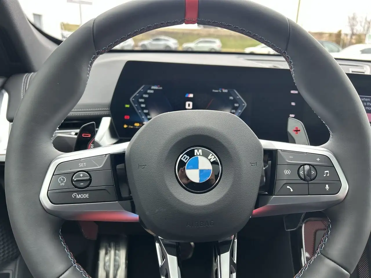 BMW X1 снимка BMW X1