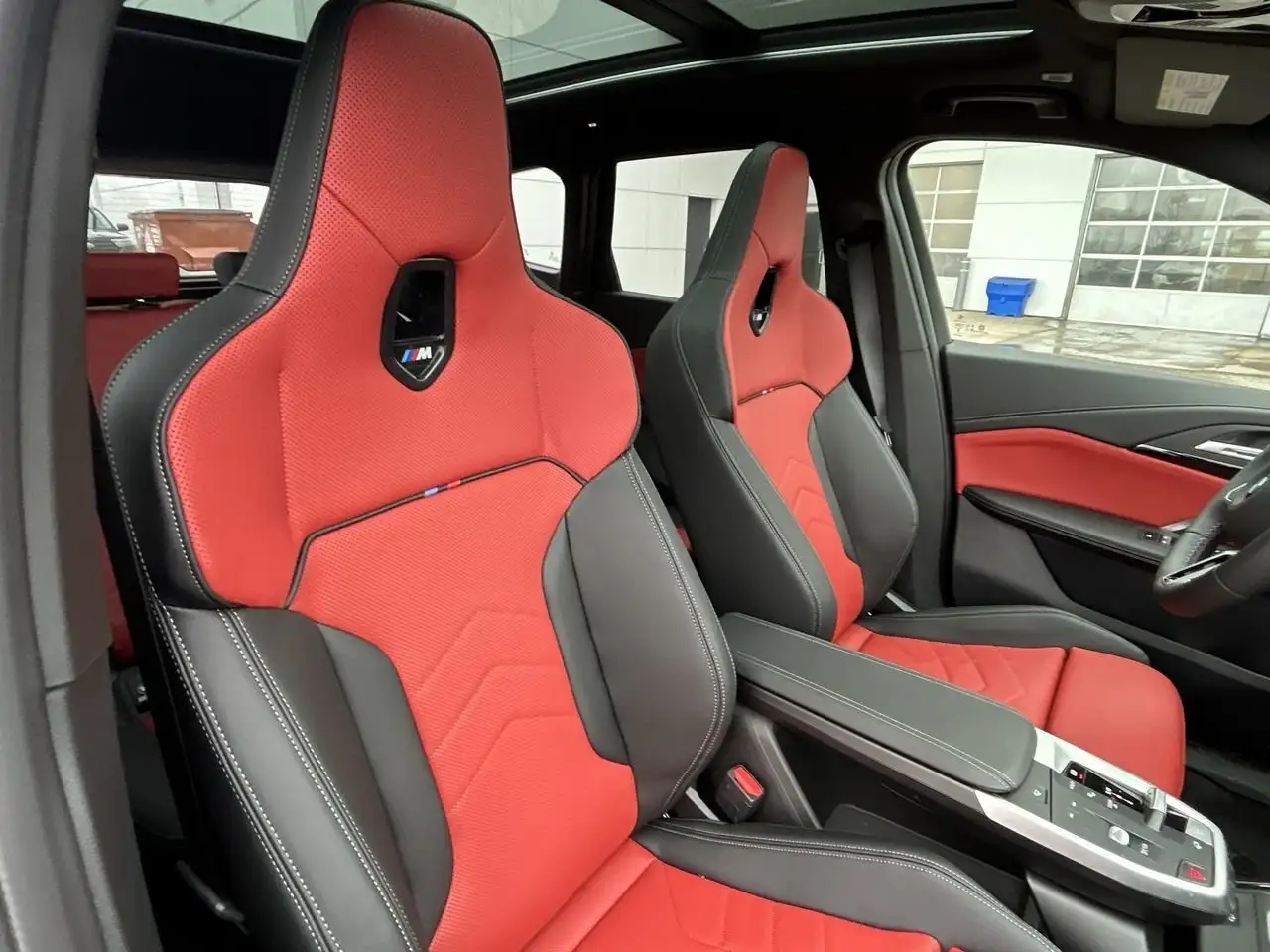 BMW X1 снимка BMW X1